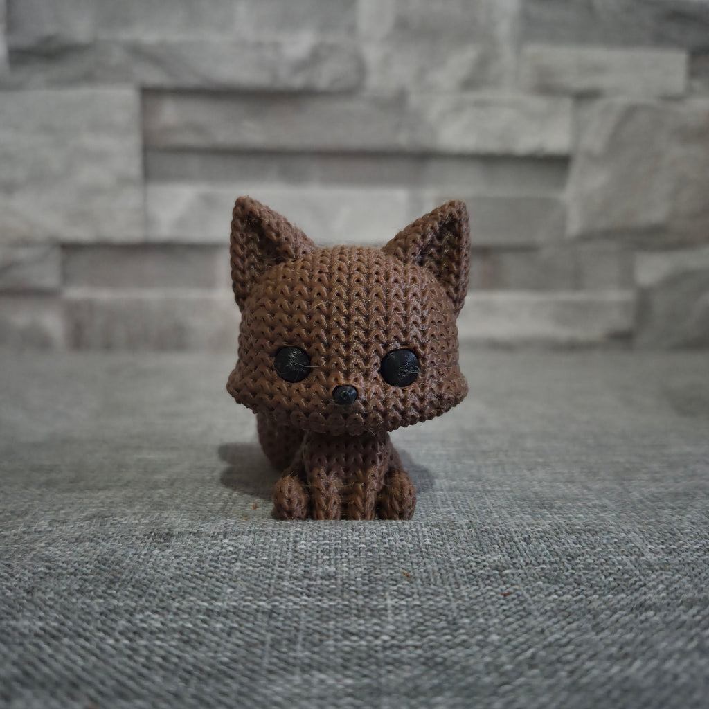 Figurine renard tricot 3D • Sculpture artisanale • Déco forestière