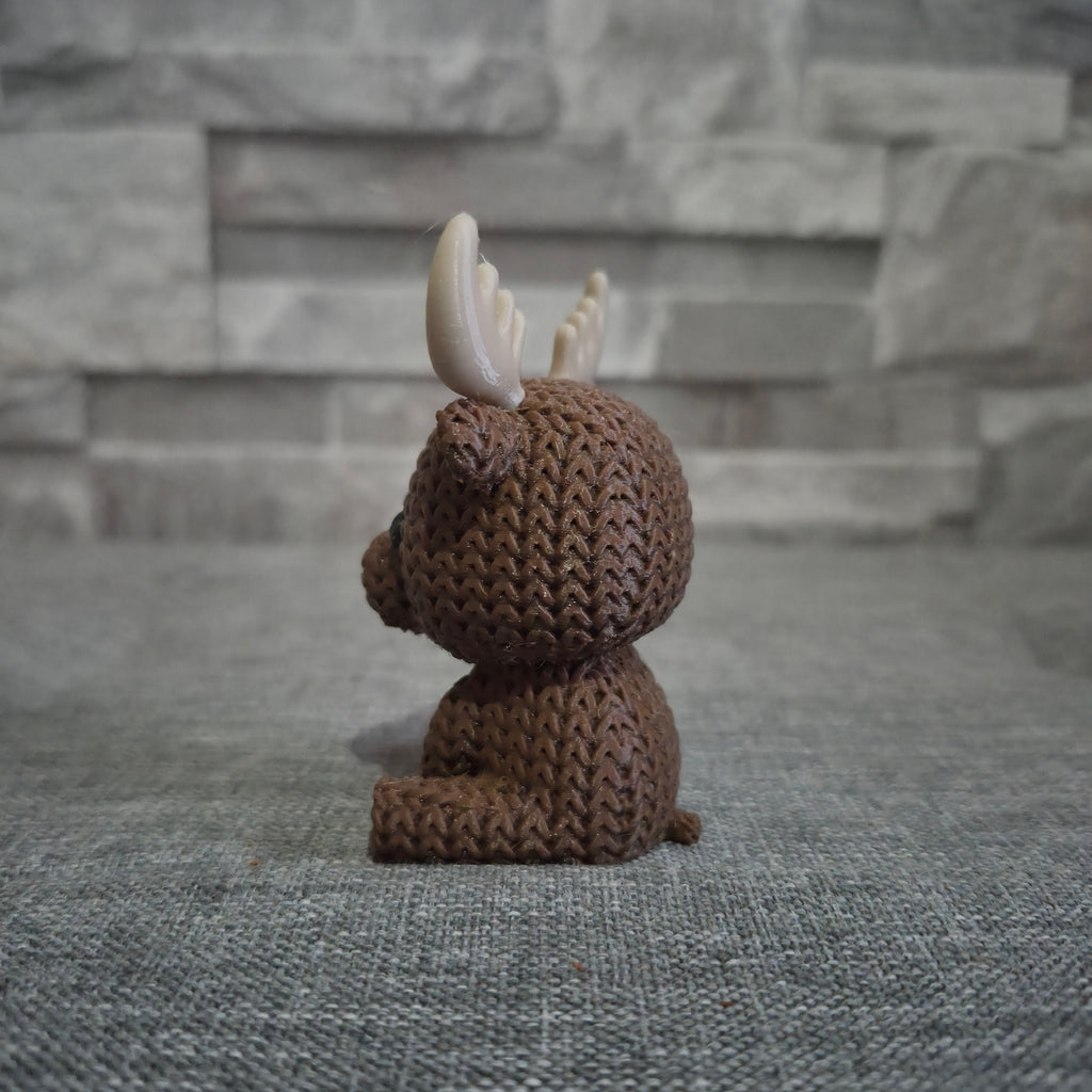 Figurine élan tricot 3D • Sculpture artisanale • Déco nature