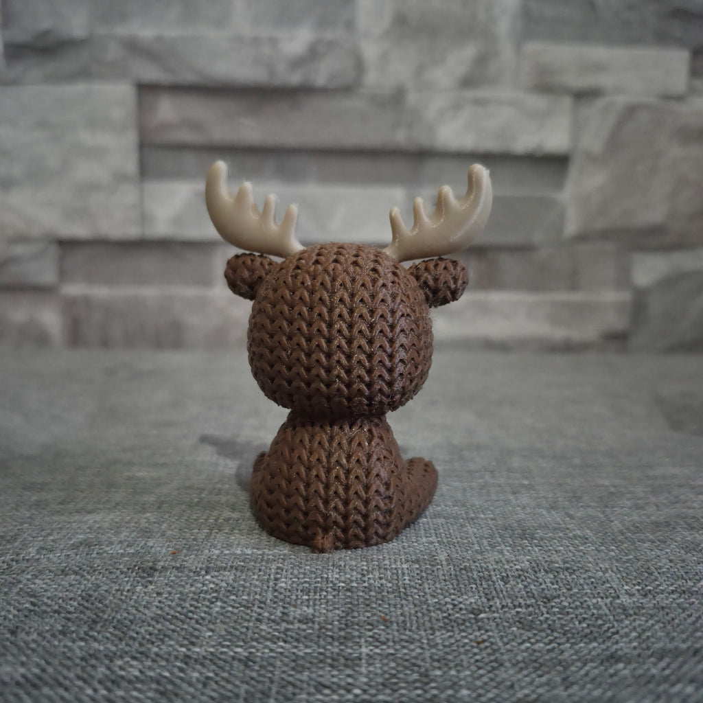 Figurine élan tricot 3D • Sculpture artisanale • Déco nature