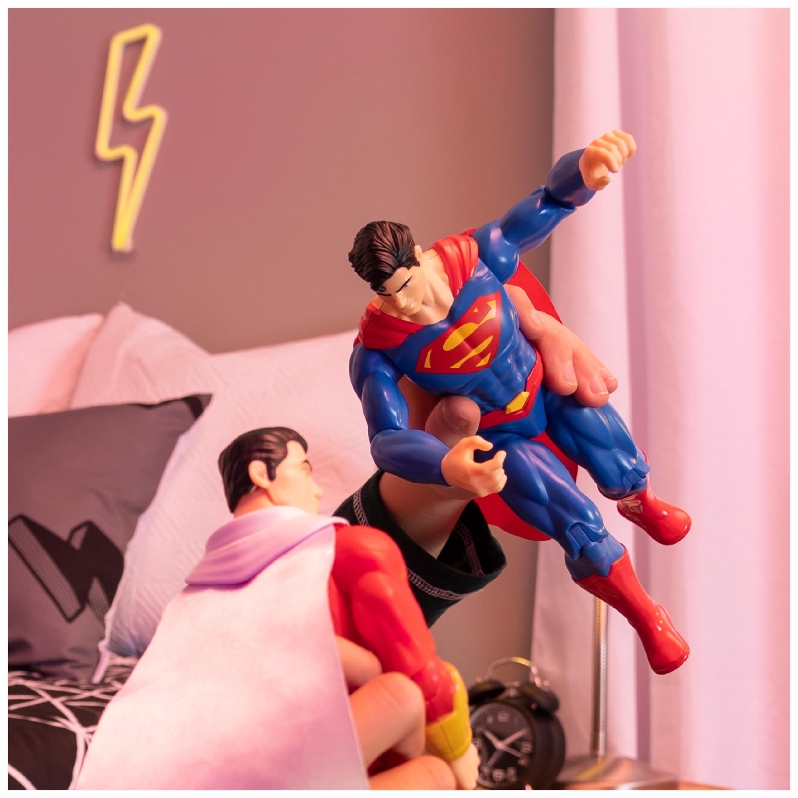 DC Universe - Superman Action Figure 30cm - Articulated Figure - Create Your Own Adventures and Battles - Superhero - Collectible Toy - Toy for Children Ages 3 and Up