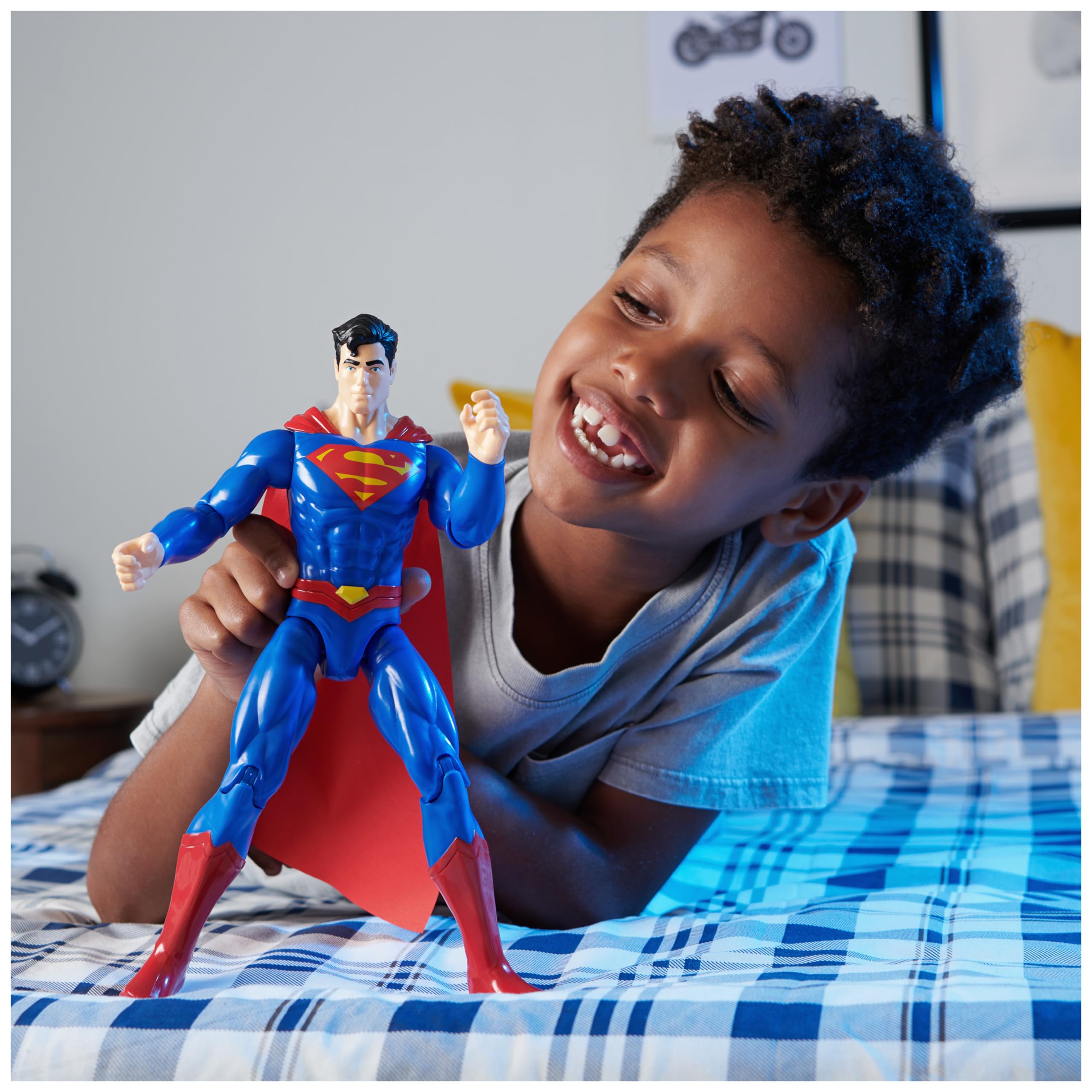 DC Universe - Superman Action Figure 30cm - Articulated Figure - Create Your Own Adventures and Battles - Superhero - Collectible Toy - Toy for Children Ages 3 and Up