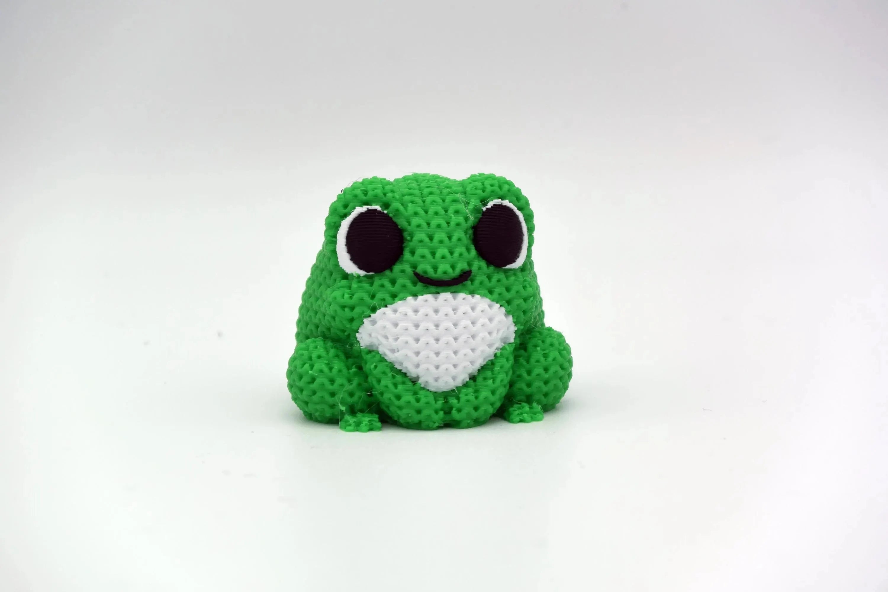 Figurine grenouille tricot 3D • Sculpture artisanale • Déco originale | Bandji3D Bandji3D