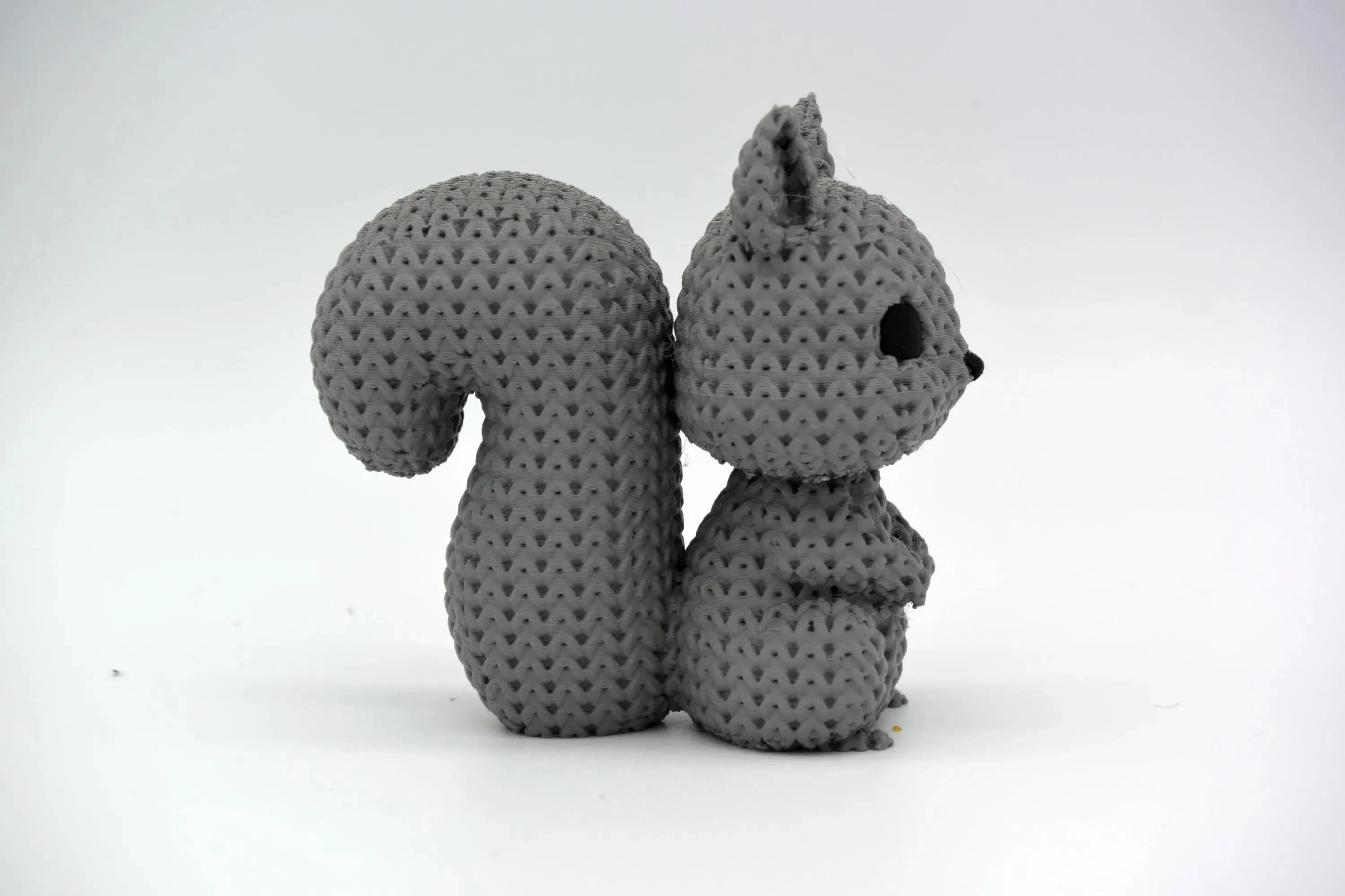 Figurine écureuil tricot 3D • Sculpture artisanale • Déco forestière | Bandji3D Bandji3D