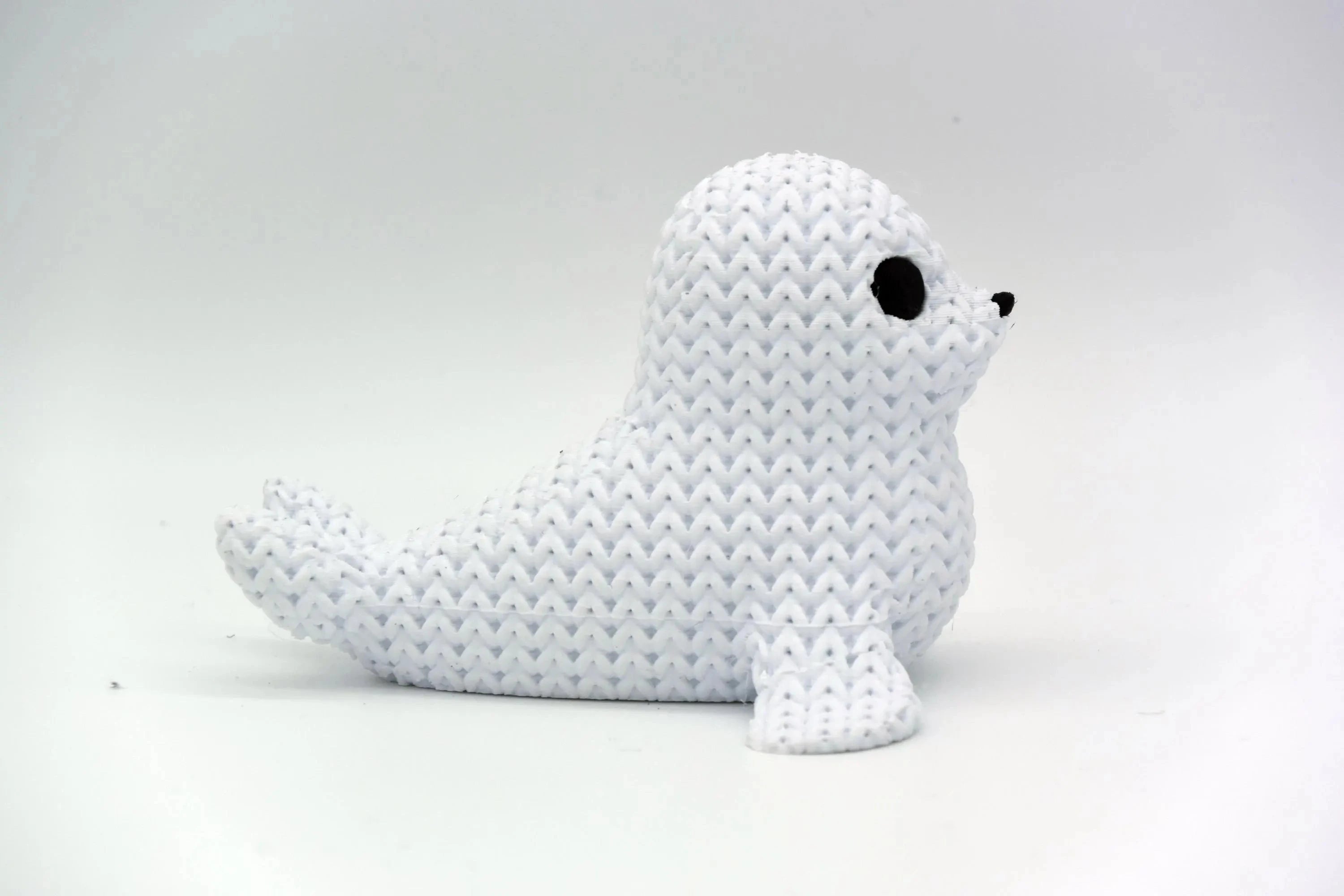 Figurine phoque tricot 3D • Sculpture artisanale • Déco marine | Bandji3D Bandji3D