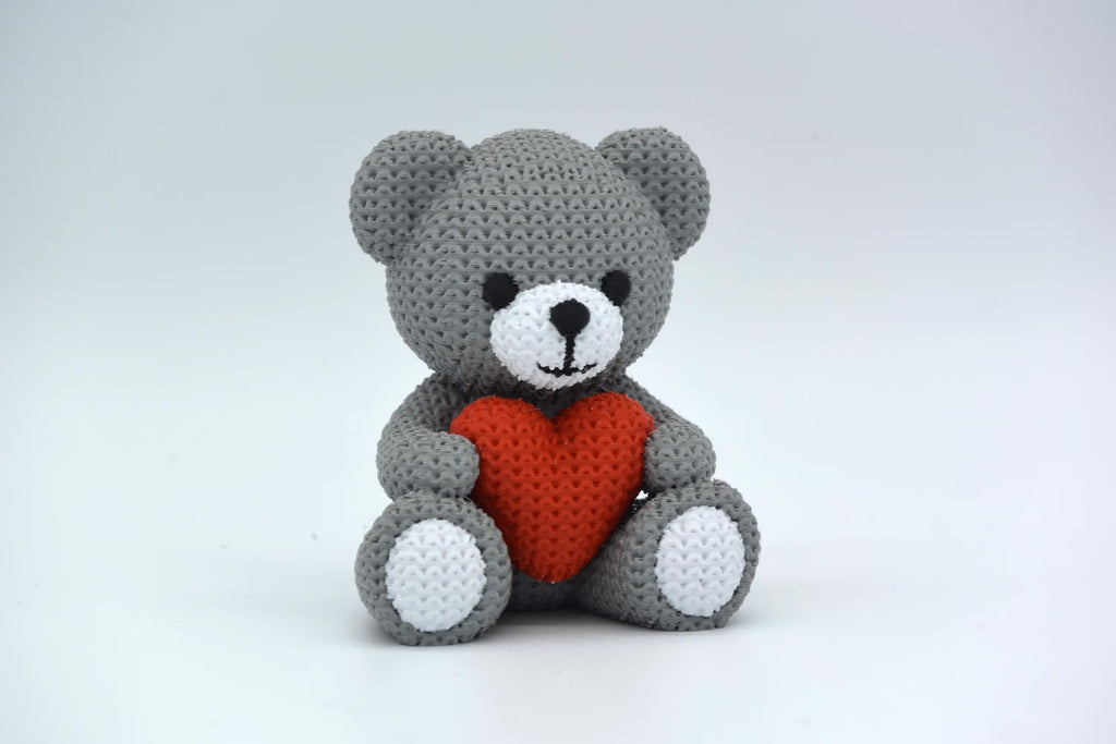 Figurine ourson tricot 3D avec cœur • Sculpture artisanale mignonne • Cadeau romantique | Bandji3D Bandji3D