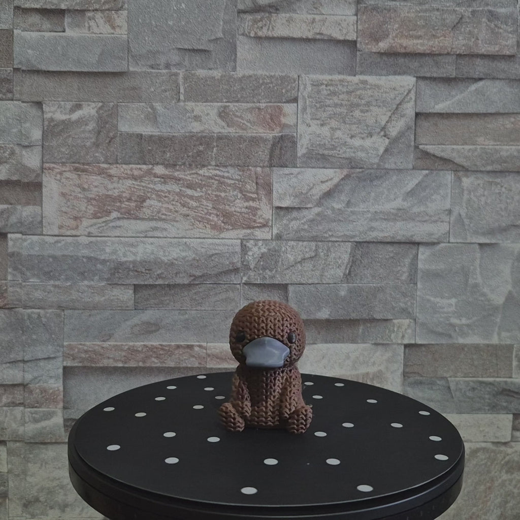 Figurine ornithorynque tricot 3D • Sculpture artisanale rare • Cadeau original