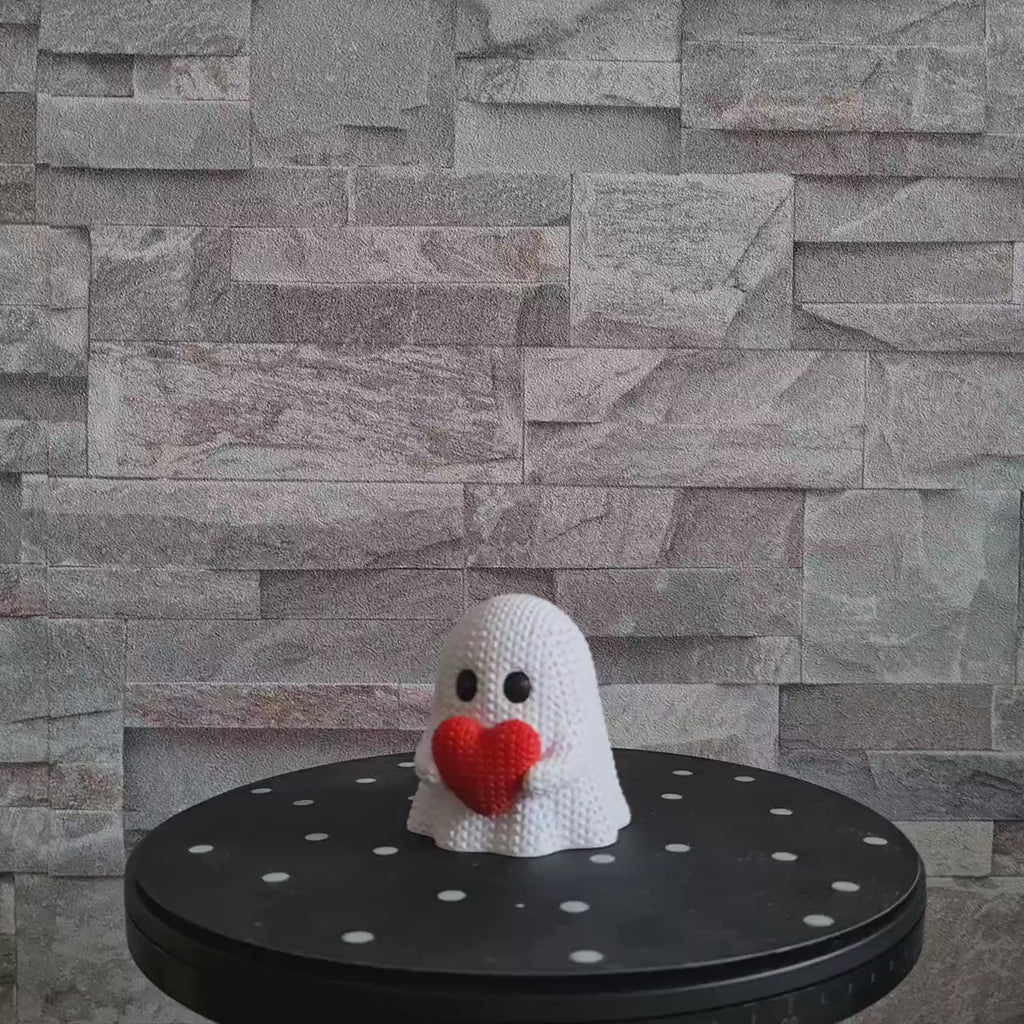 3D Knitting Effect Ghost Decoration – Halloween &amp; Valentine's Day Figurine